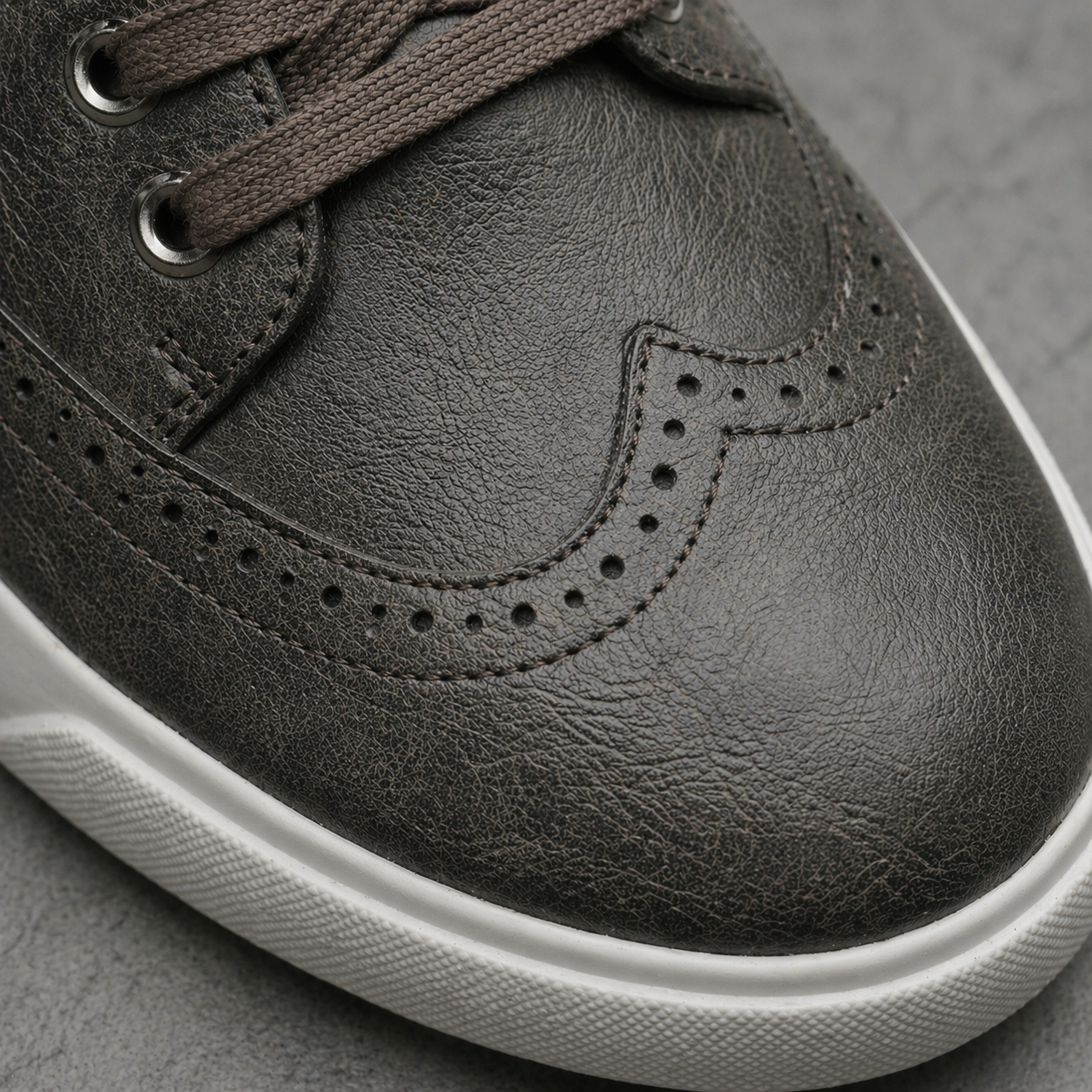 Ashford Leather Sneakers