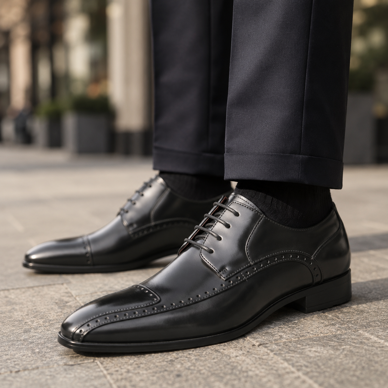 Montaro Leather Two-Tone Dress Shoes